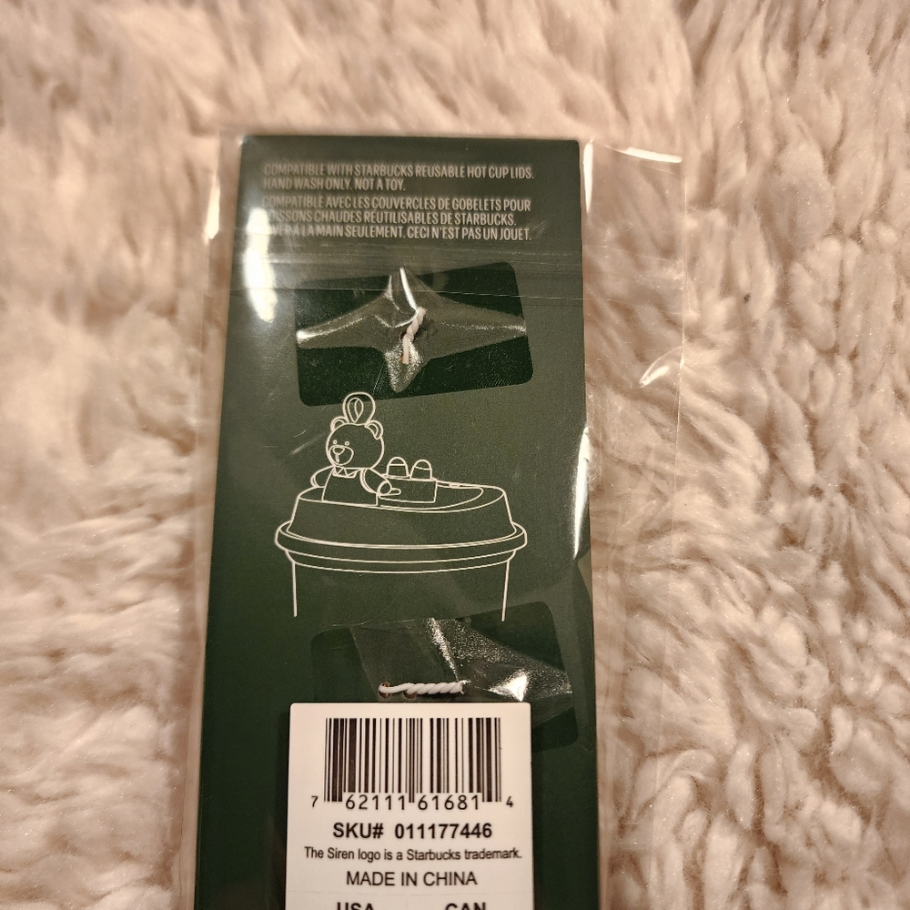 NWT - 2025 Starbucks Christmas Bearista Bear Reusable Hot Cup Lid Stopper - Picture 6 of 6
